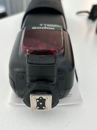 Pack cámara fotos Nikon, objetivo 50mm, flash