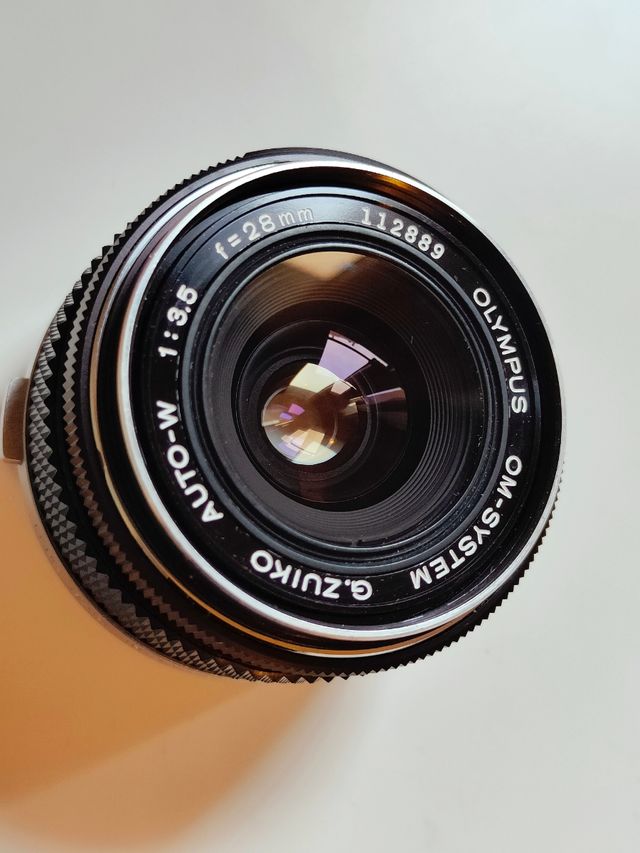 Olympus OM1 + accesorios 