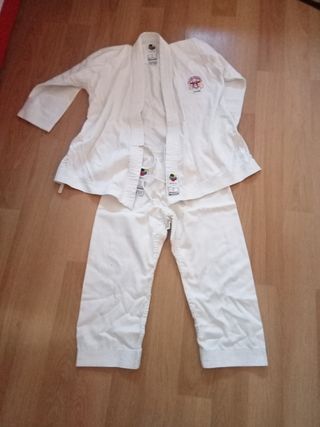 Kimono Karate Club Víctor Pradera Leganés Lega