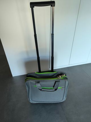 Maleta trolley portadocumentos ruedas