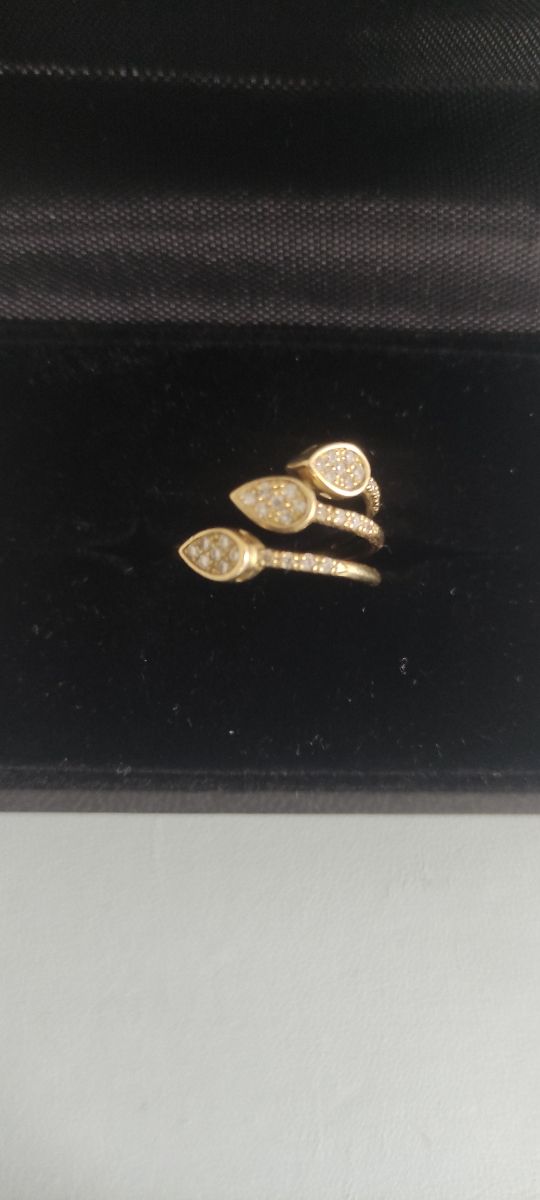 Anello in oro 18k