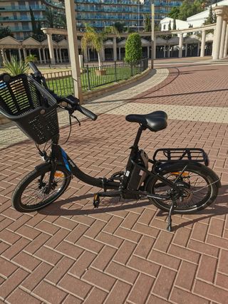 Bicicleta eléctrica plegable 
