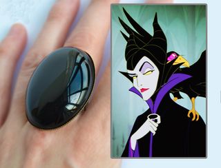 Anillo con piedra negra grande (Maléfica cosplay)