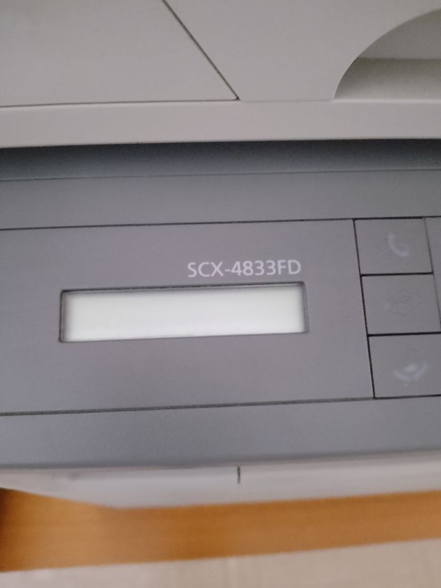 Stampante multifunzione SCX-4833 FD