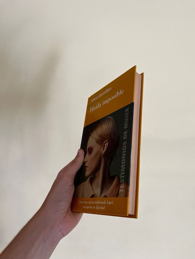 Libro / Llibre Huida imposible