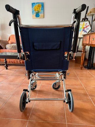 Silla de ruedas de tránsito