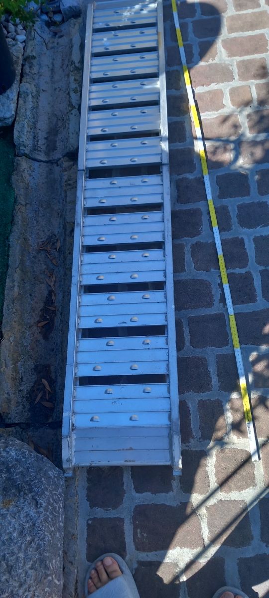 Rampa pieghevole in alluminio