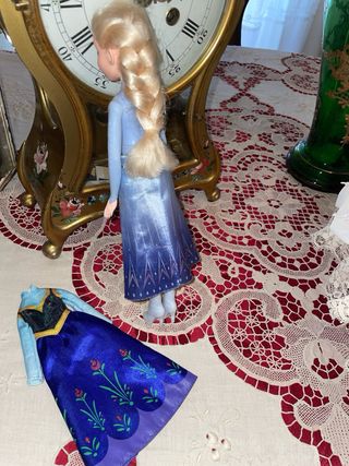 Bambola elsa di frozen