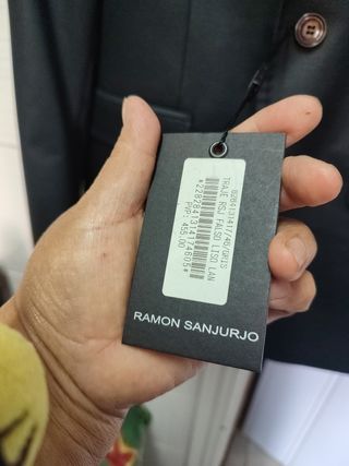 Traje para maritxo para lucir es nueva