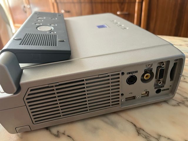 Proyector Sony VPL-CX3