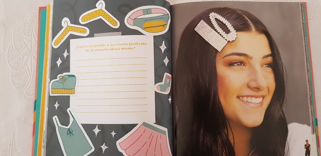 Libro- Simplemente Charli