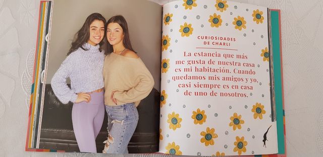 Libro- Simplemente Charli