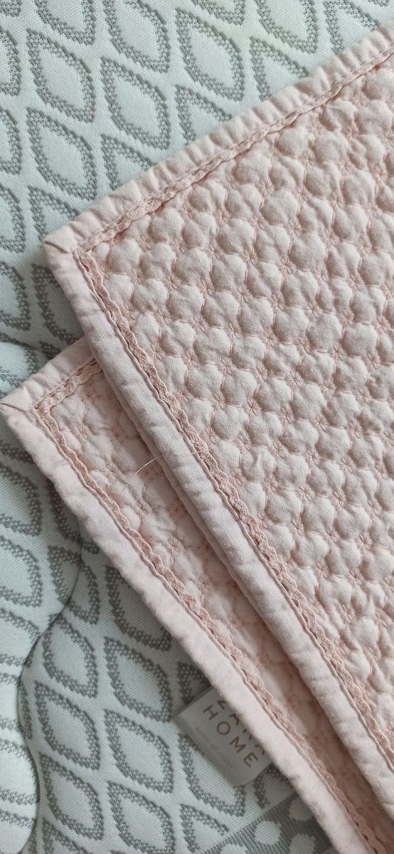 Colcha cuna ZARA HOME