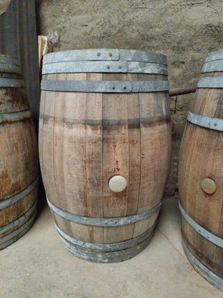 Barricas de roble francés para vino