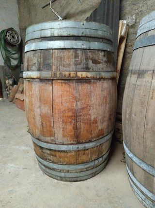 Barricas de roble francés para vino