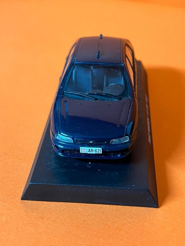 Modellino fiat Marea Carabinieri