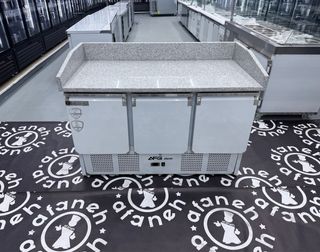 MESA REFRIGERADA PARA PREPARACION DE PIZZA