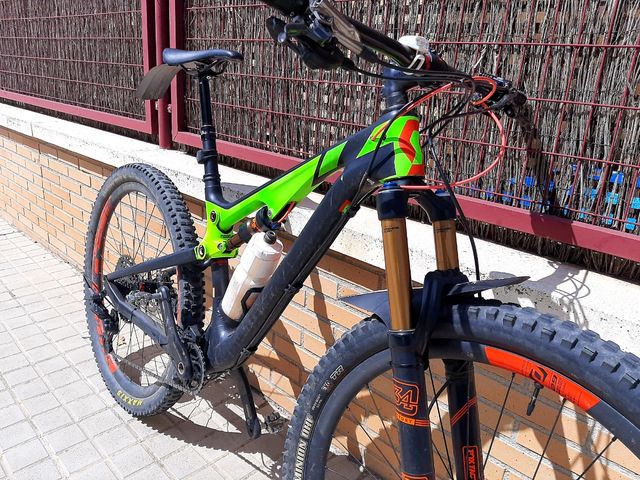 Scott genius tuned 29"