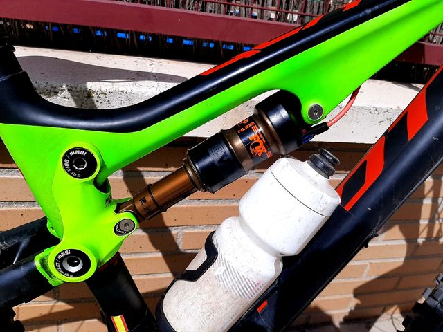 Scott genius tuned 29"