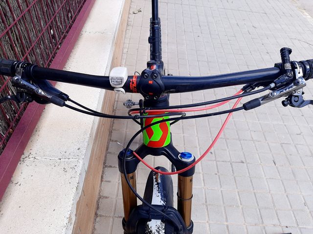 Scott genius tuned 29"