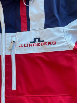 Exclusiva chaqueta de esquí marca J.Lindeberg