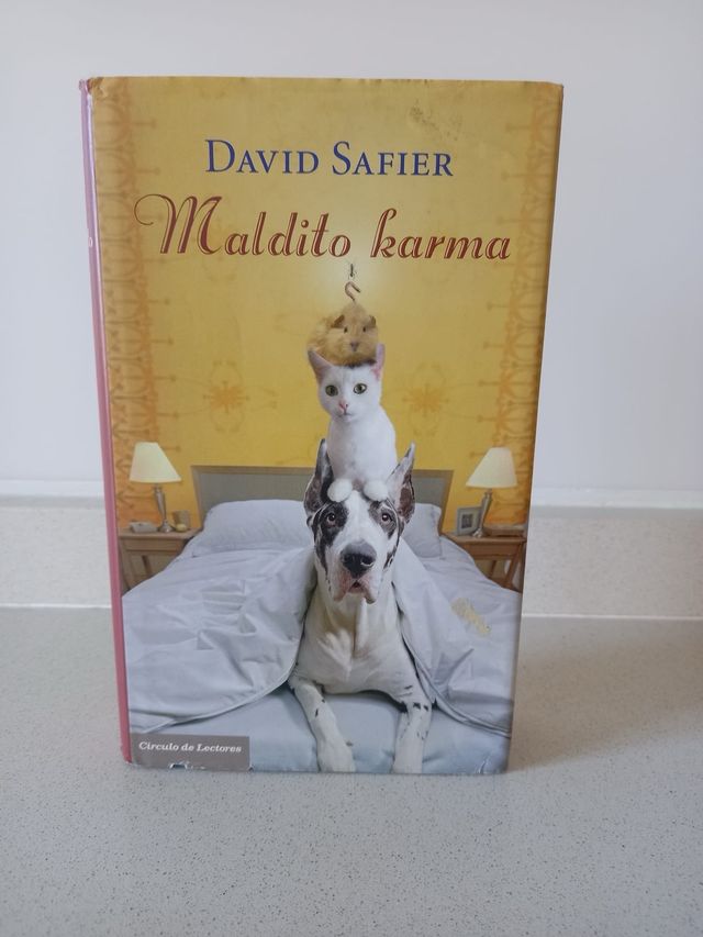 Libro “Maldito Karma”