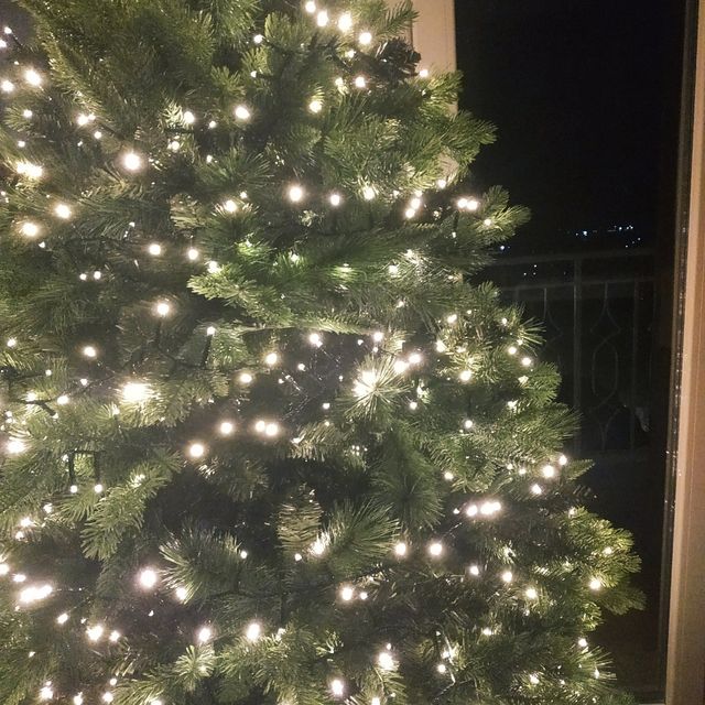 Albero di Natale realistico 180 cm