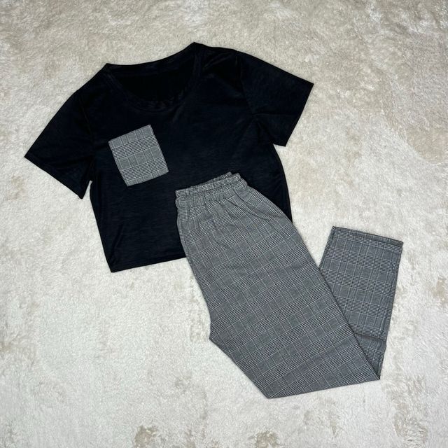 Completo donna Shein (maglietta+pantaloni)