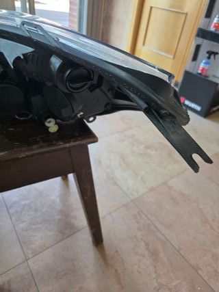Faro renault clio IV DEL AÑO 2017 lado derecho