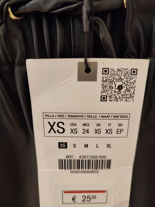 Pantalon polipiel Zara talla XS nuevo 