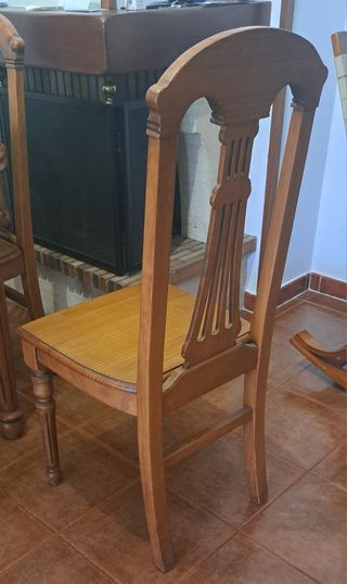 CONJUNTO MESA SALÓN Y 6 SILLAS