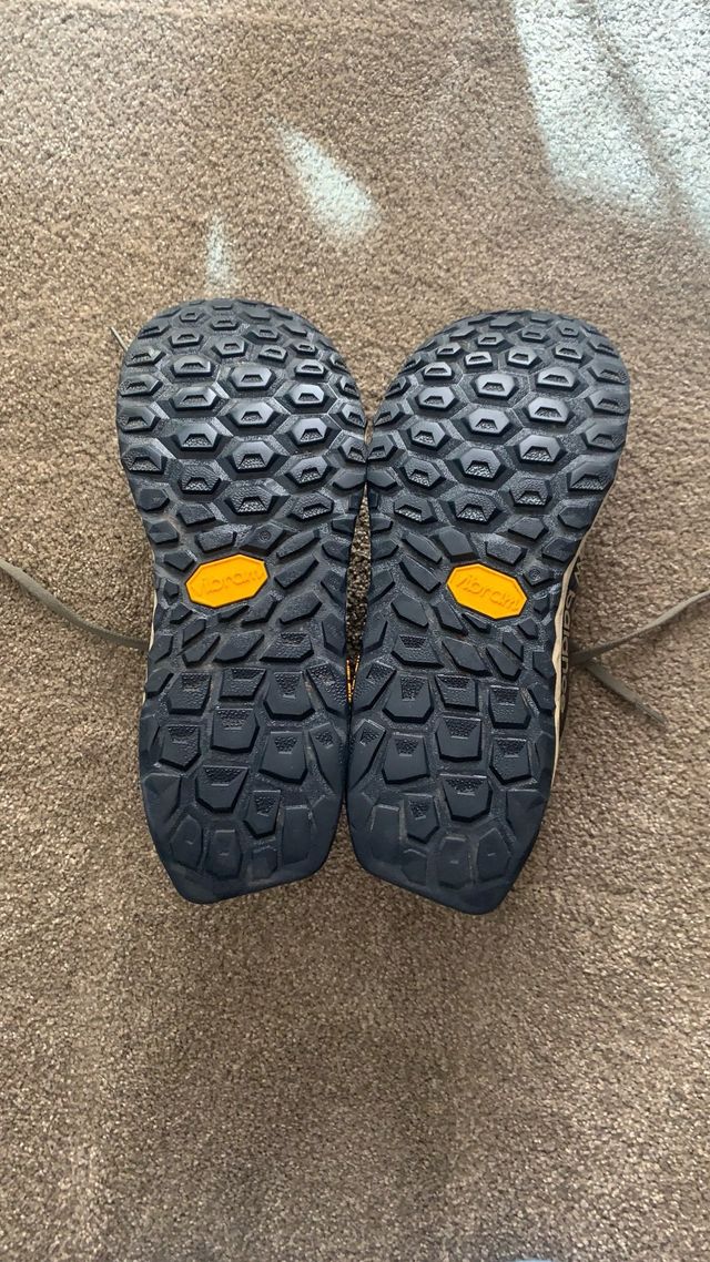 New balance V7 trail