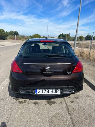 Peugeot 308 2012