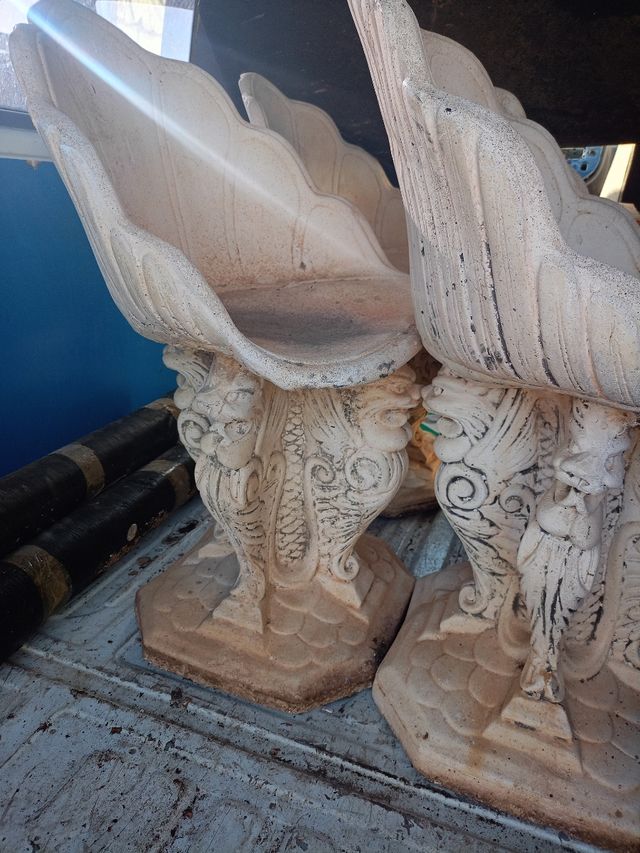 Comedor para jardín de piedra