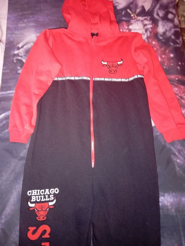 Pijama mono Chicago bulls 10 11 años