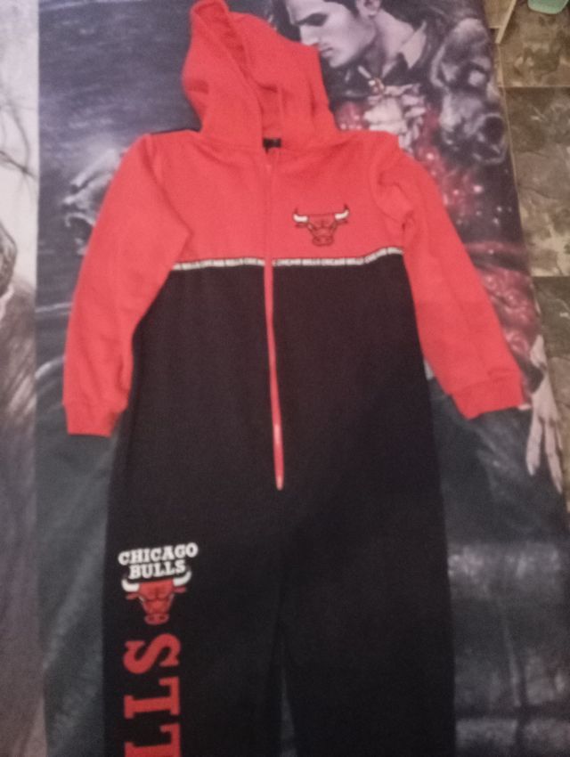 Pijama mono Chicago bulls 10 11 años