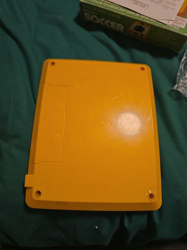 Electronic game soccer