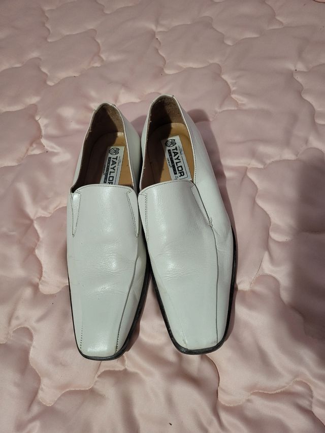 Zapatos caballero blancos