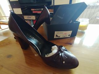 Zapatos color burdeos 40
