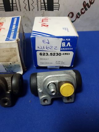 Renault 19 bombín cilindro rueda trasera
