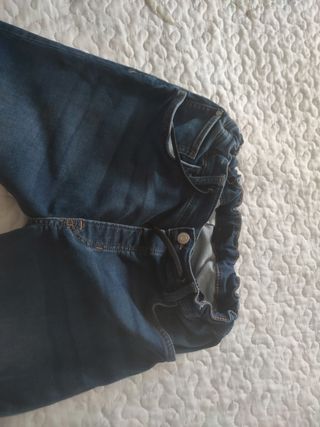 Vaqueros con goma 