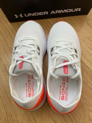 Desportivas Under Armour Hovr Sonic 5