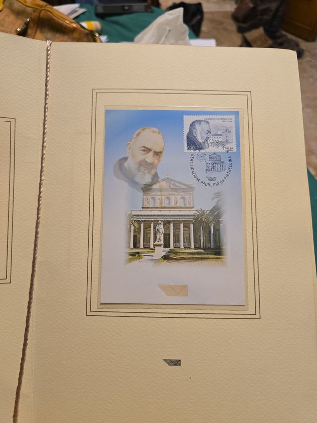 Francobollo Padre Pio