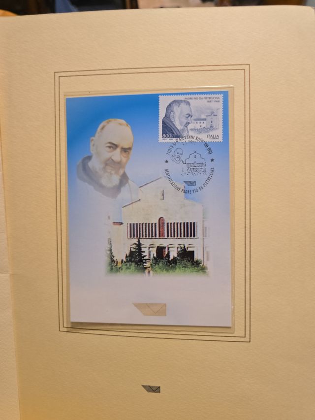 Francobollo Padre Pio