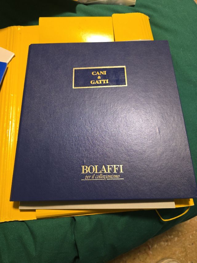 Collezione francobolli Cani e Gatti