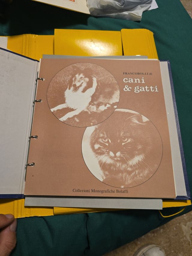 Collezione francobolli Cani e Gatti