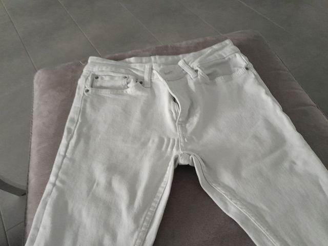 Pantalón vaqueros adolescente blanco