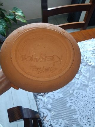 Vaso in terracotta decorativo