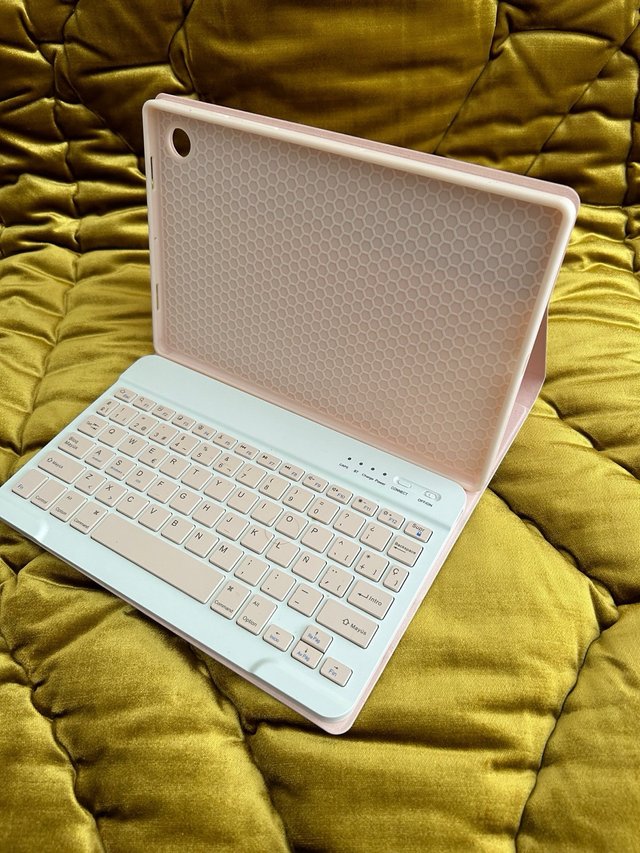 Teclado funda Samsung Tab A8 10.5 año 2021/2022