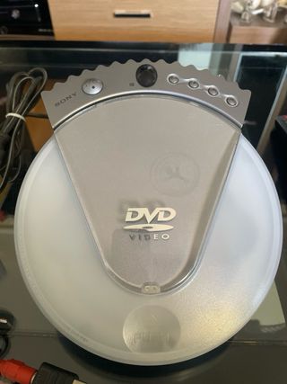 REPRODUCTOR DVD PORTATIL (SONY)+ 10 PELÍCULAS